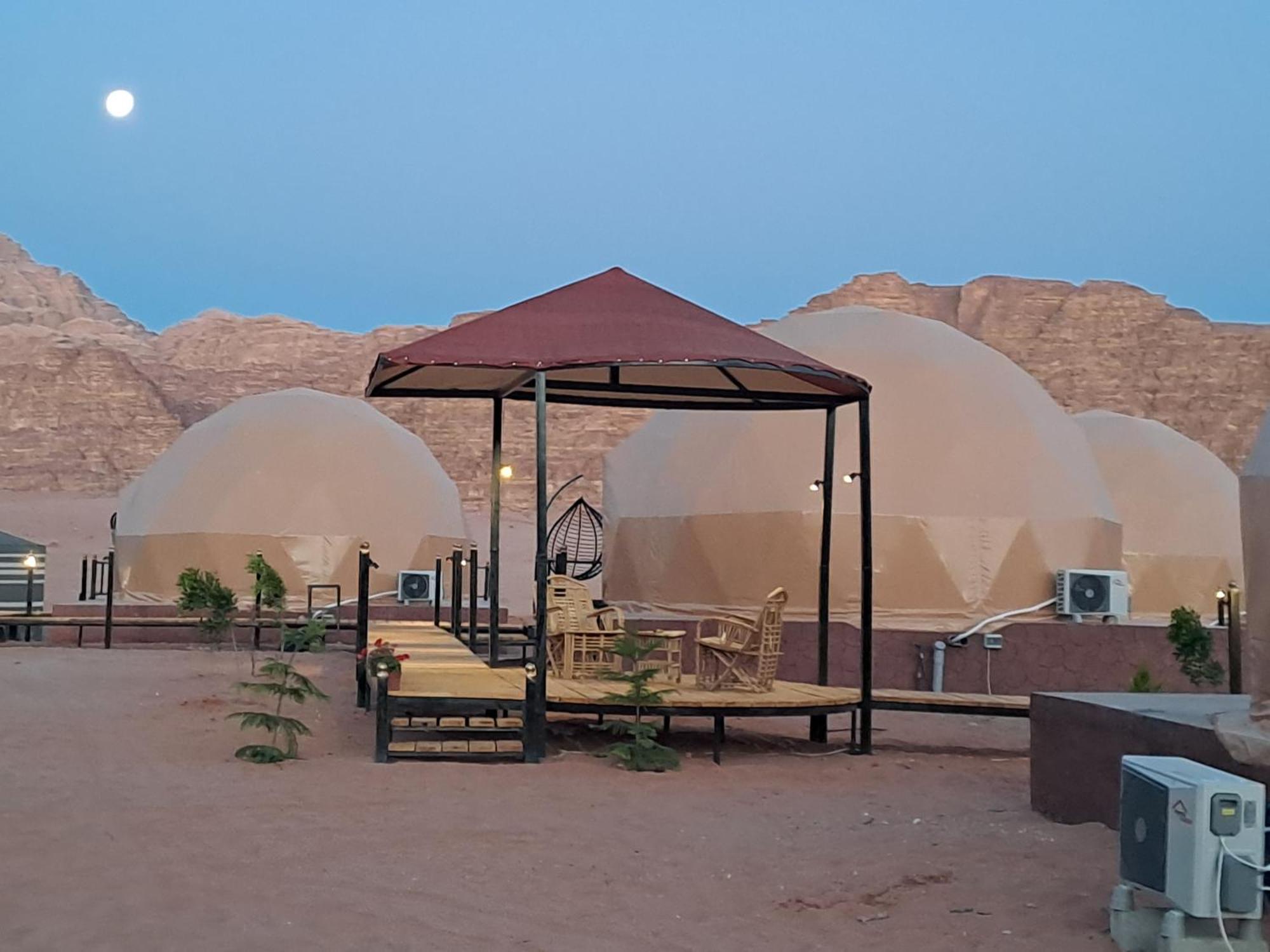 Taj Wadi Rum Camp Luaran gambar